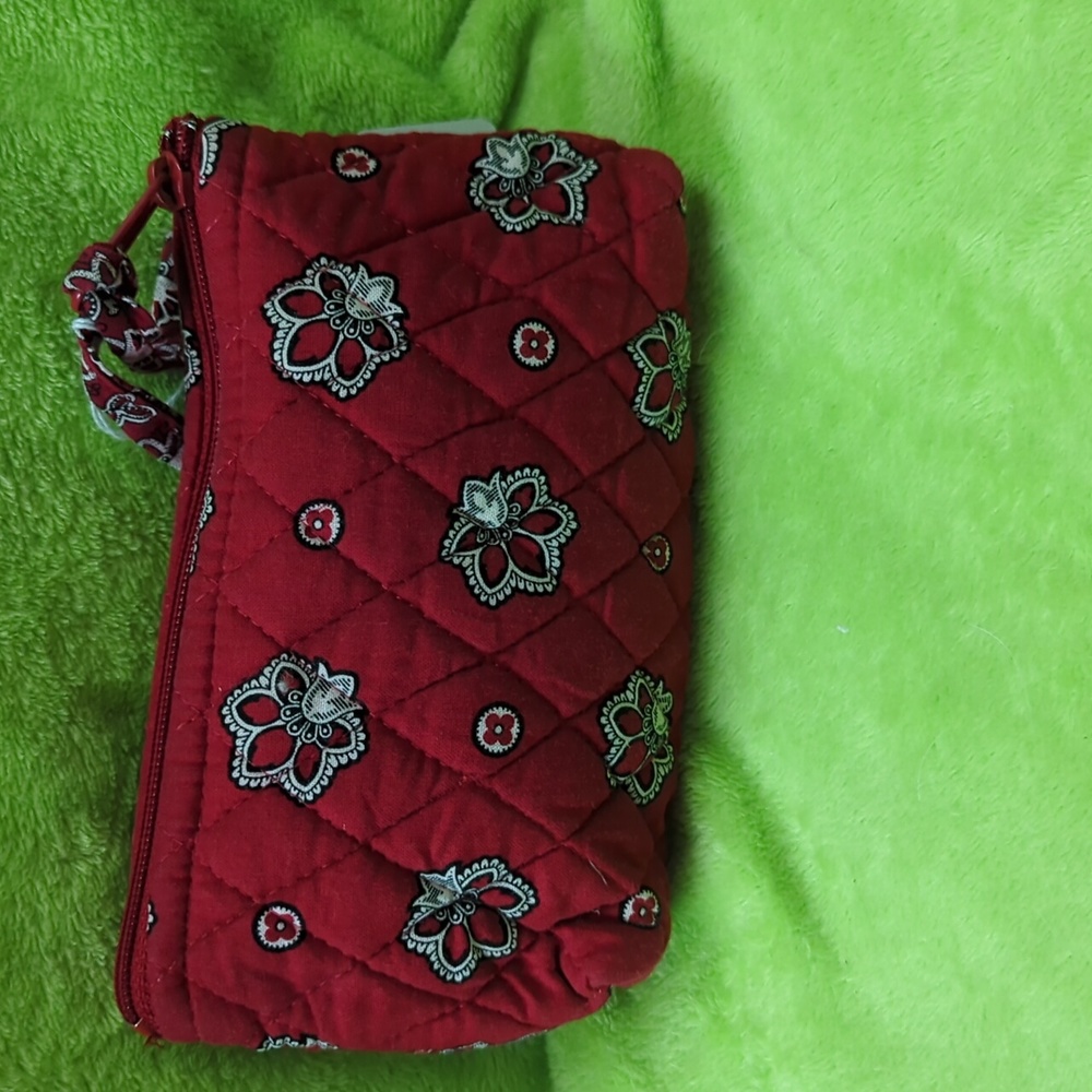 Red vera Bradley hand wallet